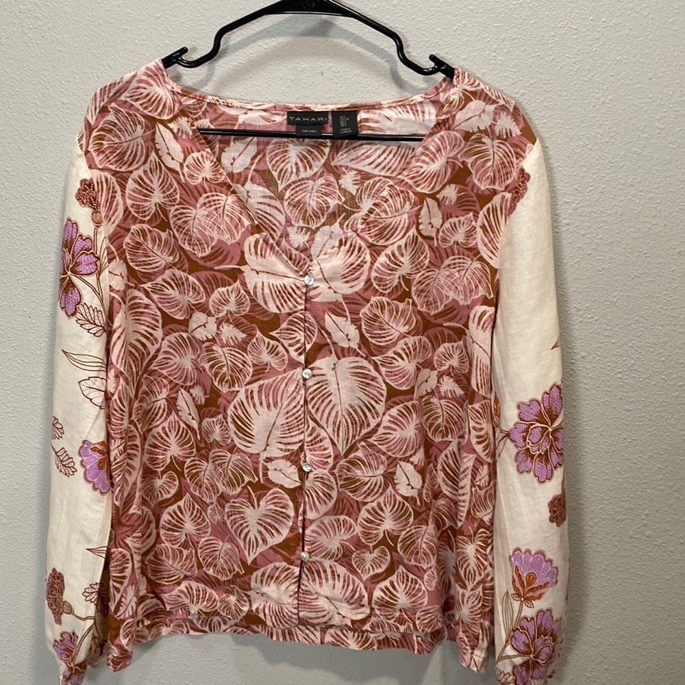 Tahari‎ linen leaf print long sleeve shirt